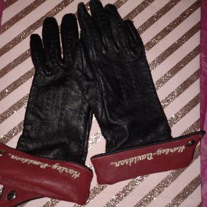 Harley-Davidson Ladies Leather gauntlet gloves. Size XS.